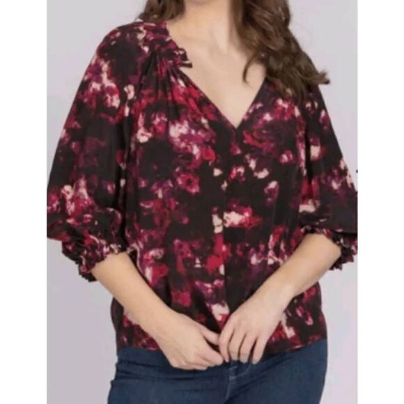 No Brand Tops - NWT Gilner Farrar Ellie Blouse in Moody Floral sz XS